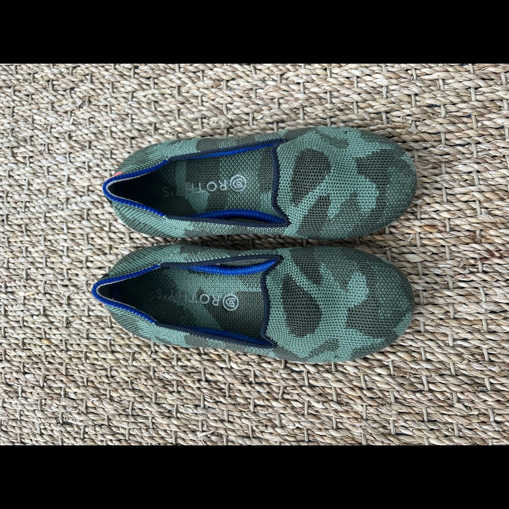 Girls Rothy's Loafer - Picture 2 of 2